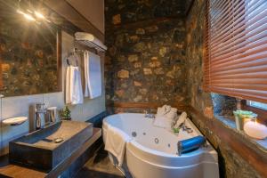 ROUGA Mountain Boutique Suites & Spa Kaimaktsalan Greece