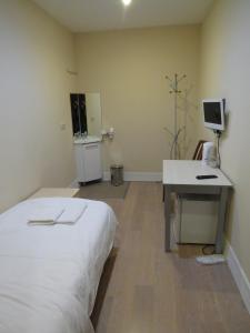 Single Room without Window room in Mayakovka House