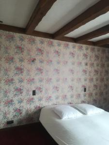 Sejours chez l'habitant La campagne vallee de Chevreuse a 35 KM de Paris : photos des chambres