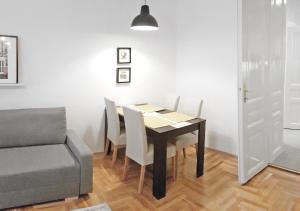 Luxury new apartment with gallery at Dob street nearby Gozsdu court