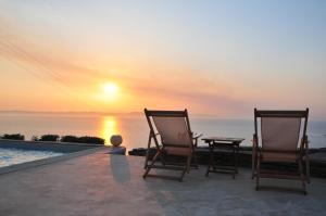 Spectacular sunset view villa at Melissaki Kea Greece