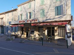 Hotels Le Saint Jean : photos des chambres