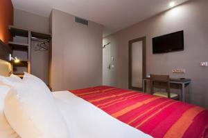 Hotels Hotel des Pavillons : photos des chambres