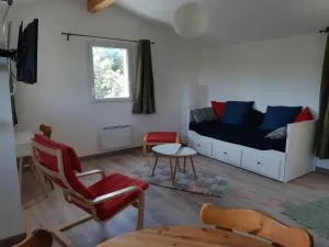 Studio dans un cadre champêtre - 圣米歇尔德勒恩