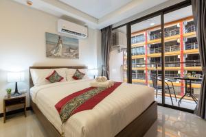 NaiHarn Pearl Condo - Pets Friendly!