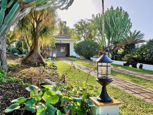 Nanou House