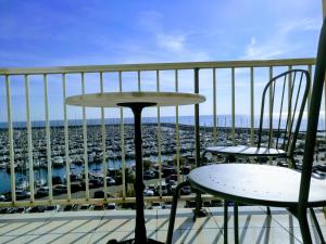 Appartements Les Aigues Marines - belle vue mer et port : photos des chambres