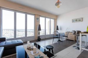 Appartements Les Aigues Marines - belle vue mer et port : photos des chambres