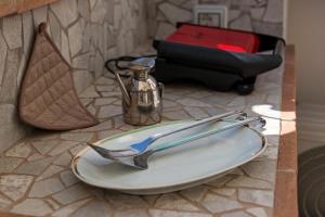 Purple Flower Suite Apartment img6