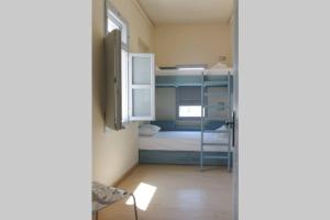 Beneath the Rock Residence