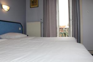Le Voltaire photo 18