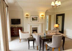 The Dale Suite room in Tickton Grange Hotel