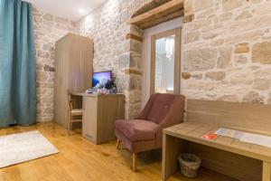 Tifani Luxury Rooms 2