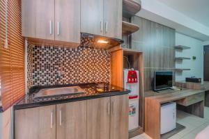 Elegant Studio Apartment Metropark Condominium Jababeka By Travelio