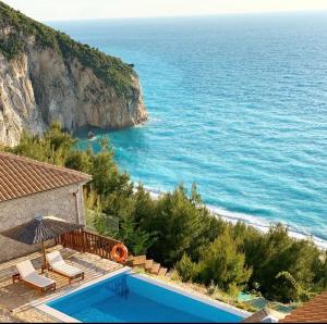 Milos Paradise Luxury Villas Lefkada Greece