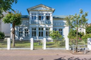 Villa Emanuel mit Meerblick