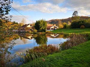 Maisons de vacances GITE LES ECUREUILS : photos des chambres