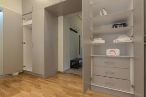 Cozy Flat with Terrace & Patio, next to Lycabettus