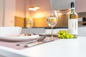 2 rooms Sea Breeze loft apartment II terrace family Scheveningen The Hague