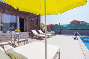 Wonderful villa Marena with pool near the beach