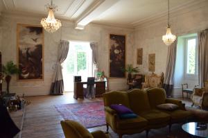 B&B / Chambres d'hotes Chateau Gros Puy, Petit Chateau chambre d'hote : photos des chambres
