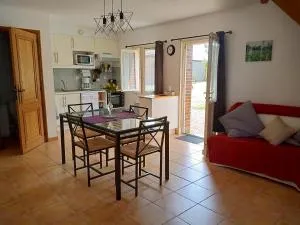 Chez Magali - Bransles