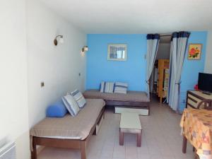 Appartements SUTUDIO 1ERE LIGNE MER, PKG, PISCINE,TENNIS, PLAGE : photos des chambres