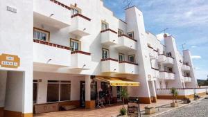 Lovely Bedroom in Aljezur