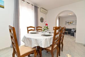 Apartments Violete 742