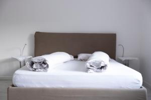 City Apartments Portico