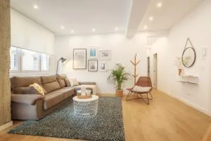 MODERN LOVELY HOUSE GUGGENHEIM - Derio