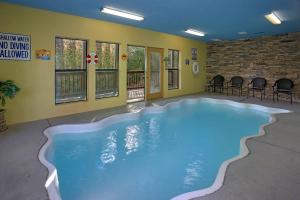 Holiday Home room in Bear Splash #409 by Aunt Bug's Cabin Rentals