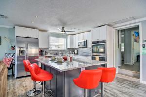 Indian Rocks Beach Home Dock, Beach and Pool Access