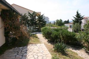 Holiday house with a parking space Novalja Pag 6492