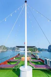 Cat Ba Bay Cruises - Ðồng Khê Sâu