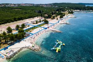 Wonderful villa Valbandon with private pool and sauna near the beach and Briuni Islands 