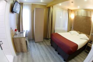 Standard Double Room room in Hotel Phenix