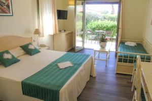 Standard Double Room room in Albaruja Hotel