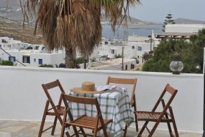 Rallis Apartments Paros Greece