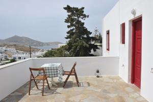 Rallis Apartments Paros Greece