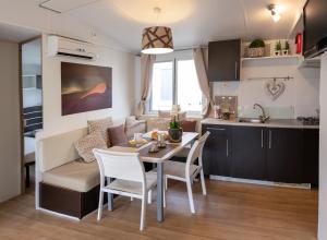 Three-Bedroom Mobile Home room in Internazionale - Camping Family Village