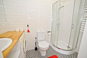 White Rock Apartment