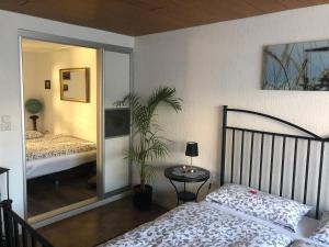 3 Zimmer Apartment mit Terrasse und Gartenblick nahe Stuttgart Messe, Andy und Gabi