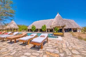 Hotel Punta Teonoste - مونتيليمار