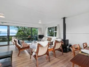 Kuratau Classic - Kuratau Holiday Home - Kuratau