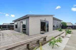 Beauty on Bream Bay - Ruakaka Holiday Home - 鲁阿卡卡