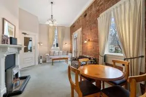 Historic Shipping Office - Akaroa - 阿卡罗阿