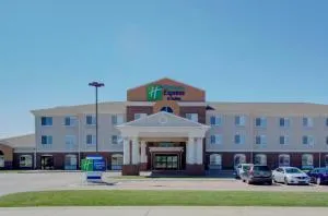 Holiday Inn Express & Suites Le Mars by IHG - Marcus