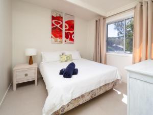 Seaview Getaway