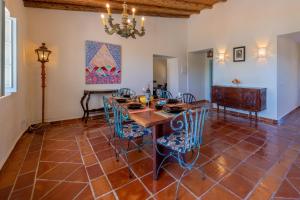 Morro dos Anjos - authentic farmhouse with a view just 3km from Olhao